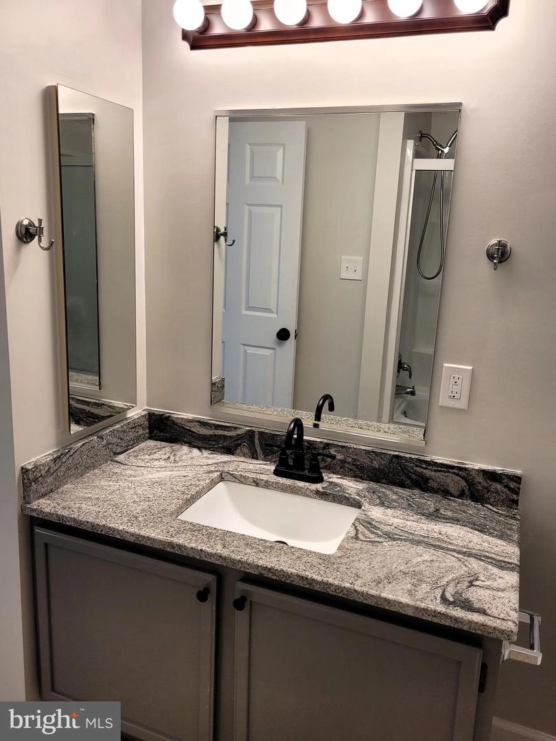 1110 Cavendish Dr, Silver Spring, MD 20905 photo 13