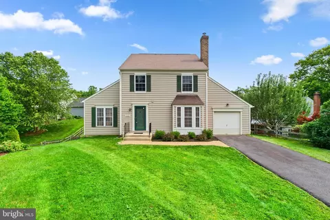 9505 Aspenwood Pl, Montgomery Village, MD 20886