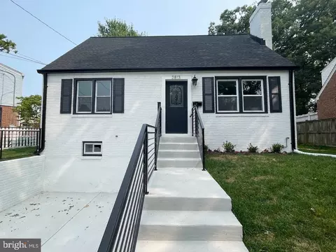 2813 Peregoy Dr, Kensington, MD 20895