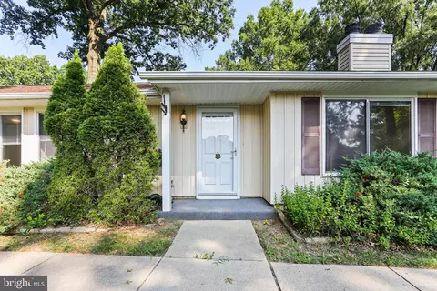 14601 Edelmar Dr #132-B, Silver Spring, MD 20906