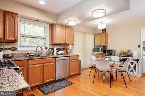 1907 Alabaster Dr, Silver Spring, MD 20904 photo 11