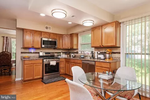 1907 Alabaster Dr, Silver Spring, MD 20904 photo 10