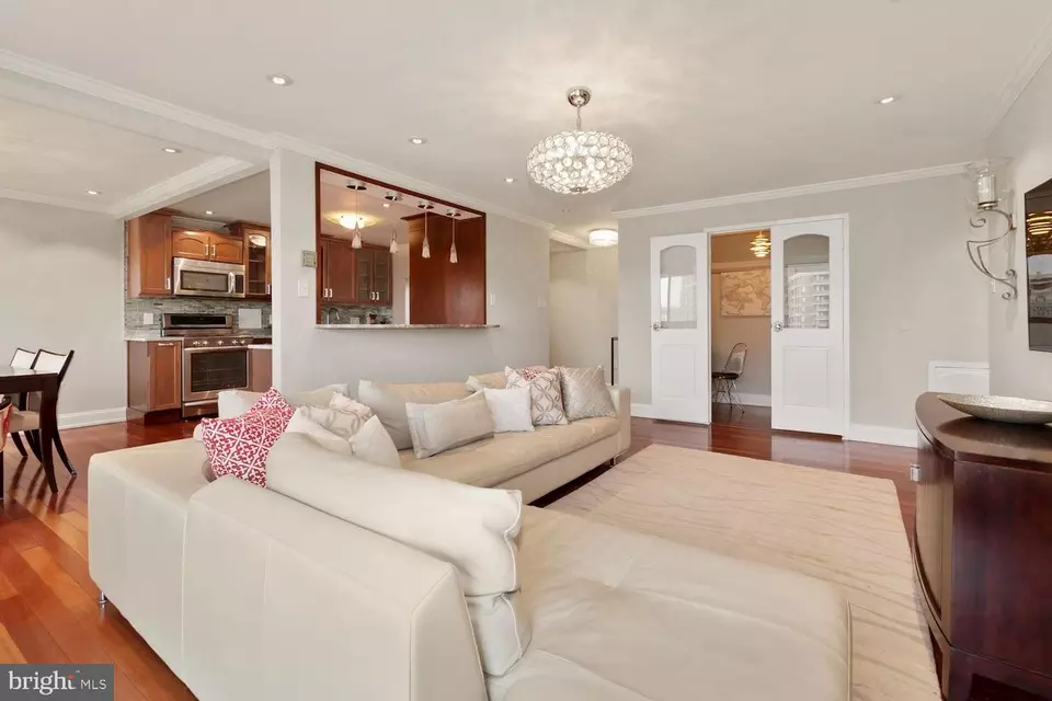  10201 Grosvenor Pl #1402, Rockville, MD 20852 photo 3