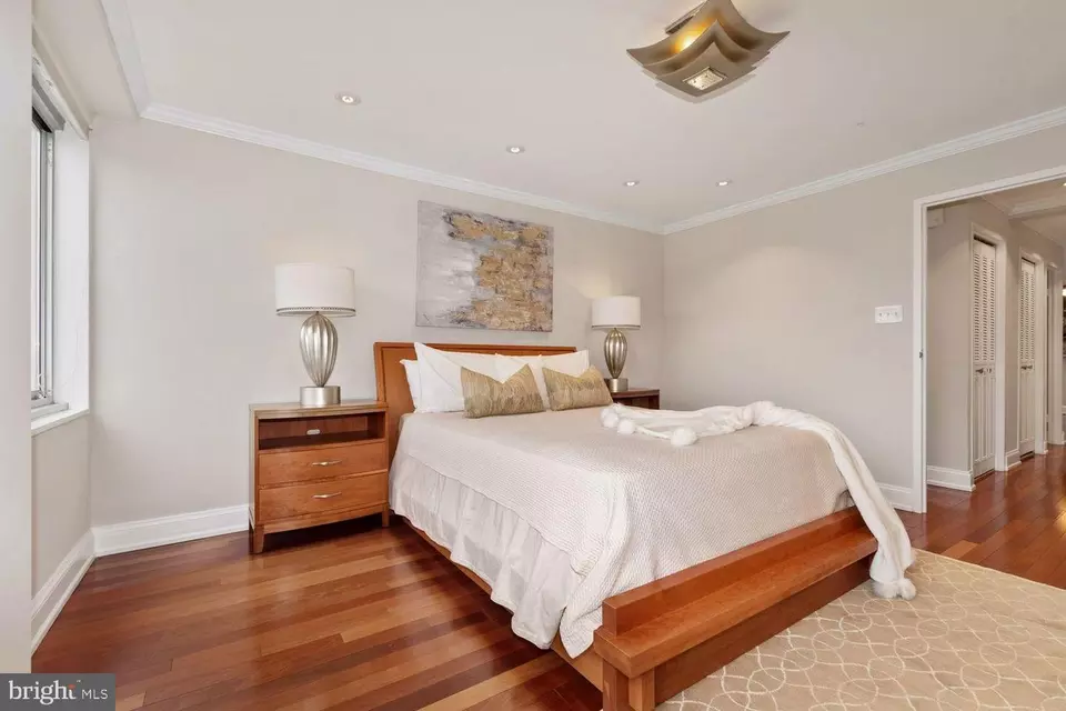  10201 Grosvenor Pl #1402, Rockville, MD 20852 photo 11