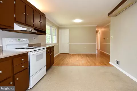 13233 Bellevue St, Silver Spring, MD 20904 photo 10