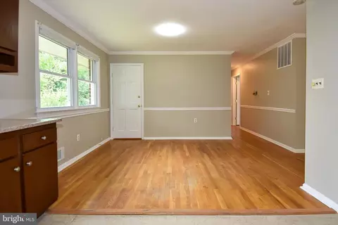 13233 Bellevue St, Silver Spring, MD 20904 photo 9