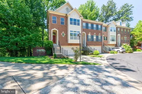 2017 Ashleigh Woods Ct, Rockville, MD 20851