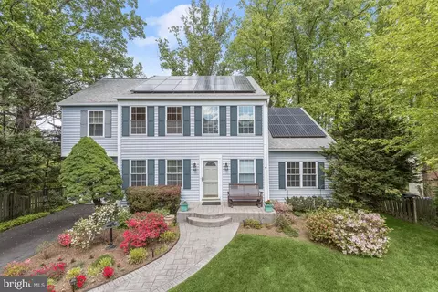 13225 Trebleclef Ln, Silver Spring, MD 20904