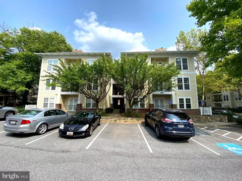 106 Booth St #18, Gaithersburg, MD 20878