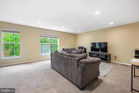 2304 Red Eagle Ct #3, Silver Spring, MD 20906 photo 7