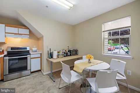 2304 Red Eagle Ct #3, Silver Spring, MD 20906 photo 3