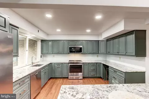 4209 Great Oak Rd, Rockville, MD 20853