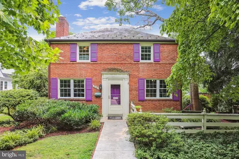 7315 Wildwood Dr, Takoma Park, MD 20912