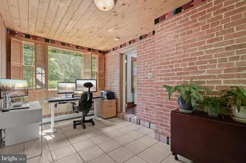 523 Ashford Rd, Silver Spring, MD 20910 photo 4