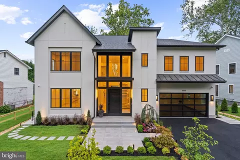 6003 Bradley Blvd, Bethesda, MD 20817