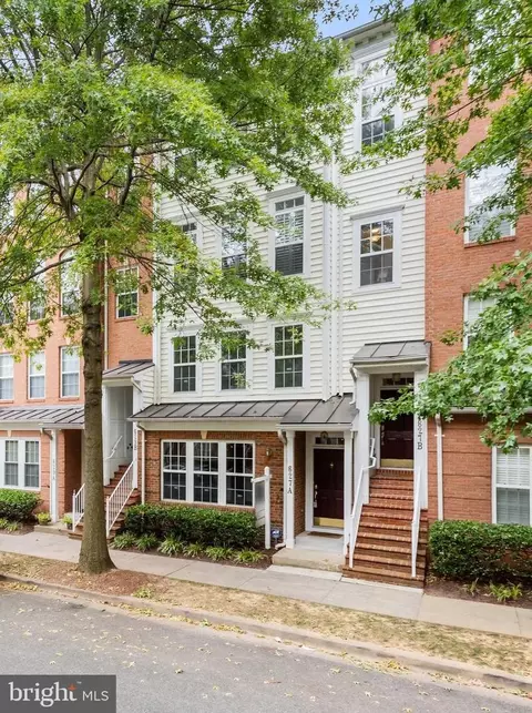 627 Main St #627-A, Gaithersburg, MD 20878