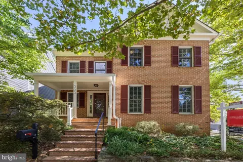 303 Kent Oaks Way, Gaithersburg, MD 20878