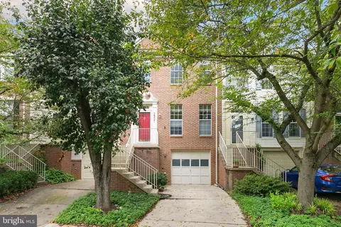 2921 Clovercrest Way, Olney, MD 20832