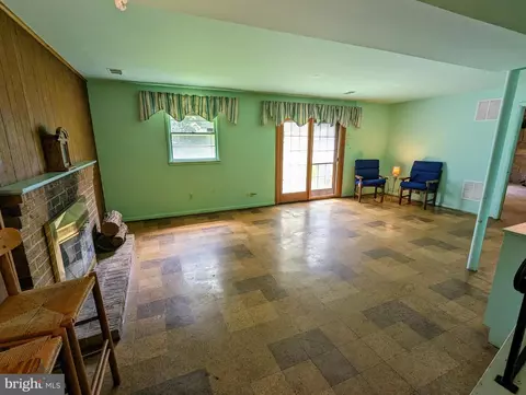9506 E Light Dr, Silver Spring, MD 20903 photo 18