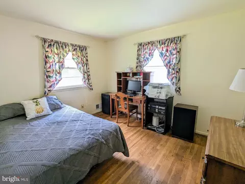 9506 E Light Dr, Silver Spring, MD 20903 photo 13