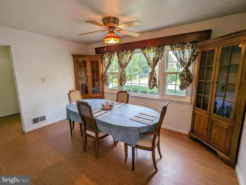 9506 E Light Dr, Silver Spring, MD 20903 photo 7