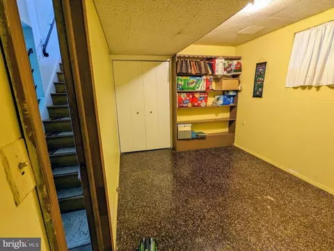 9506 E Light Dr, Silver Spring, MD 20903 photo 10