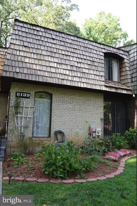 8139 Inverness Ridge Rd, Potomac, MD 20854