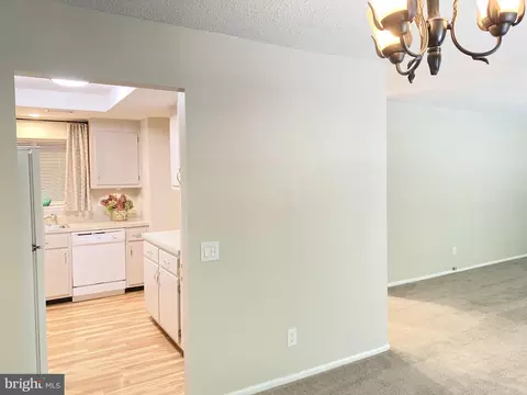 3501 Forest Edge Dr #14-2D, Silver Spring, MD 20906 photo 8