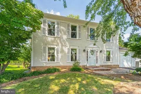 17 Allenhurst Ct, Gaithersburg, MD 20878