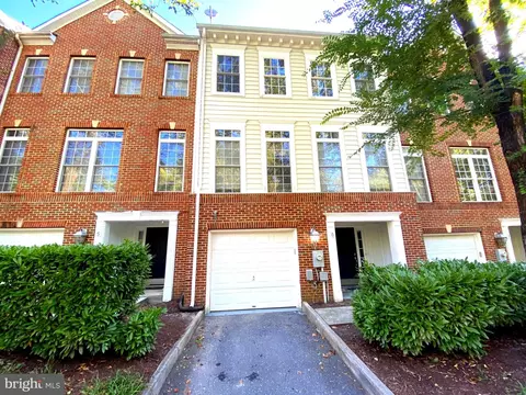 13806 Aston Manor Dr #6, Silver Spring, MD 20904