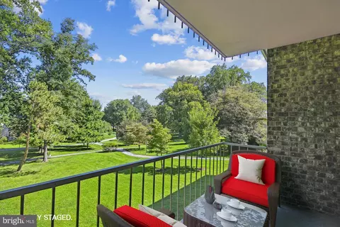 3429 S Leisure World Blvd #88-2F, Silver Spring, MD 20906