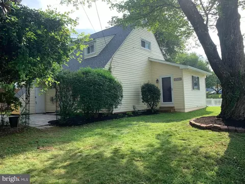 12901 Estelle Rd, Silver Spring, MD 20906 photo 2