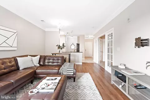 501 Hungerford Dr #346, Rockville, MD 20850