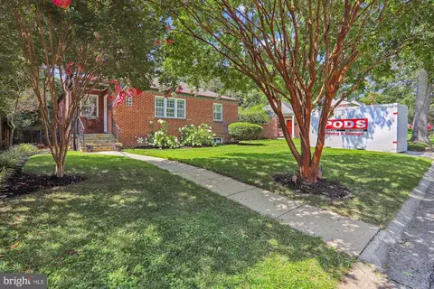 602 Stirling Rd, Silver Spring, MD 20901 photo 3