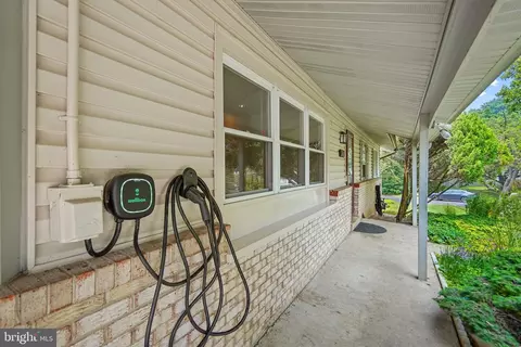 1401 Leister Dr, Silver Spring, MD 20904 photo 41