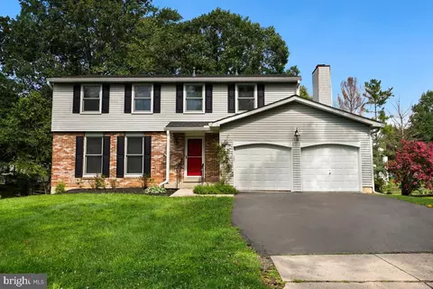 16520 Roundabout Dr, Gaithersburg, MD 20878