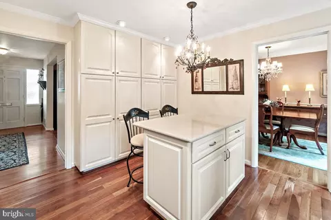 11404 Charlton Dr, Silver Spring, MD 20902 photo 5