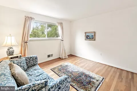 11404 Charlton Dr, Silver Spring, MD 20902 photo 17