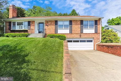 7214 Pomander Ln, Chevy Chase, MD 20815