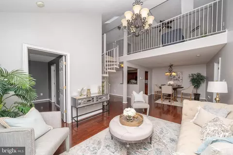 12902 Churchill Ridge Cir #2-13, Germantown, MD 20874