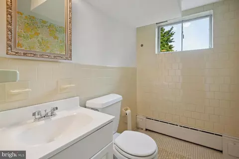 104 Saint Lawrence Dr, Silver Spring, MD 20901 photo 21