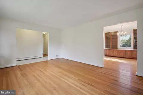 104 Saint Lawrence Dr, Silver Spring, MD 20901 photo 6