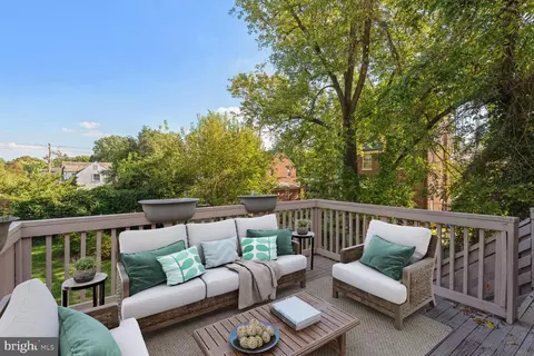104 Saint Lawrence Dr, Silver Spring, MD 20901 photo 3