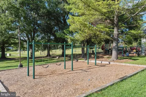 104 Saint Lawrence Dr, Silver Spring, MD 20901 photo 27