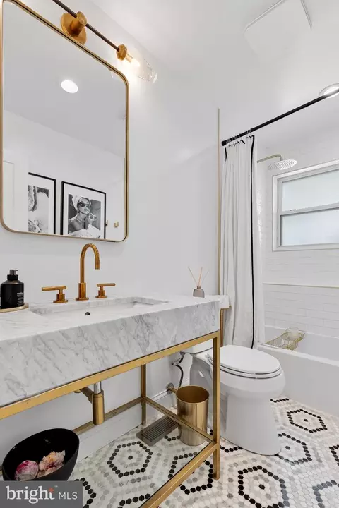 2500 Spencer Rd, Silver Spring, MD 20910 photo 40