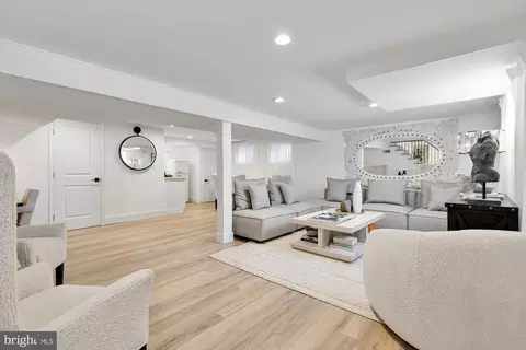 2500 Spencer Rd, Silver Spring, MD 20910 photo 54