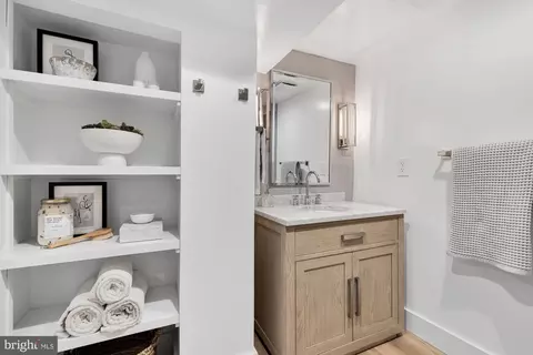 2500 Spencer Rd, Silver Spring, MD 20910 photo 63