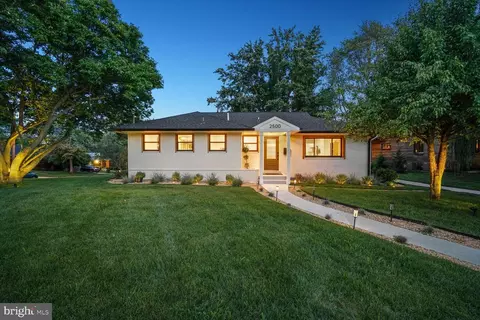 2500 Spencer Rd, Silver Spring, MD 20910 photo 3