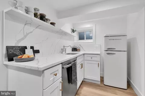 2500 Spencer Rd, Silver Spring, MD 20910 photo 60