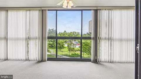 3330 N Leisure World Blvd #5-226, Silver Spring, MD 20906